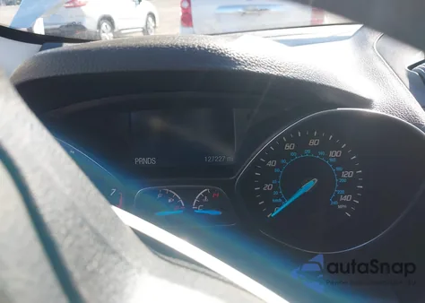 2015 Ford Escape S из США, поврежденный, VIN 1FMCU0F73FUA45632